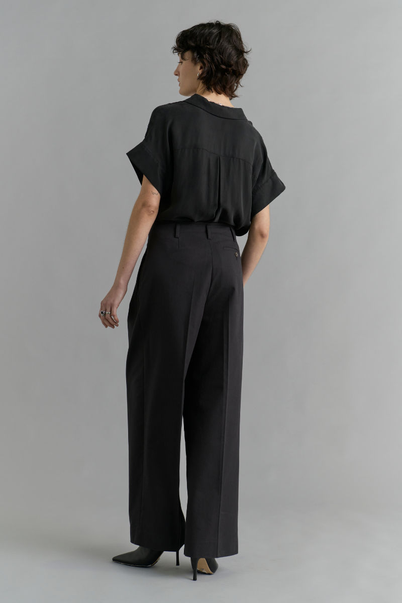 Black Sculpture Cotton Tencel Pants