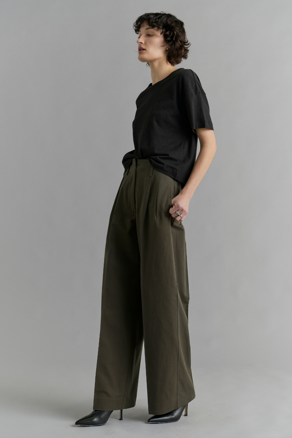 Rich Khaki Sculpture Pants