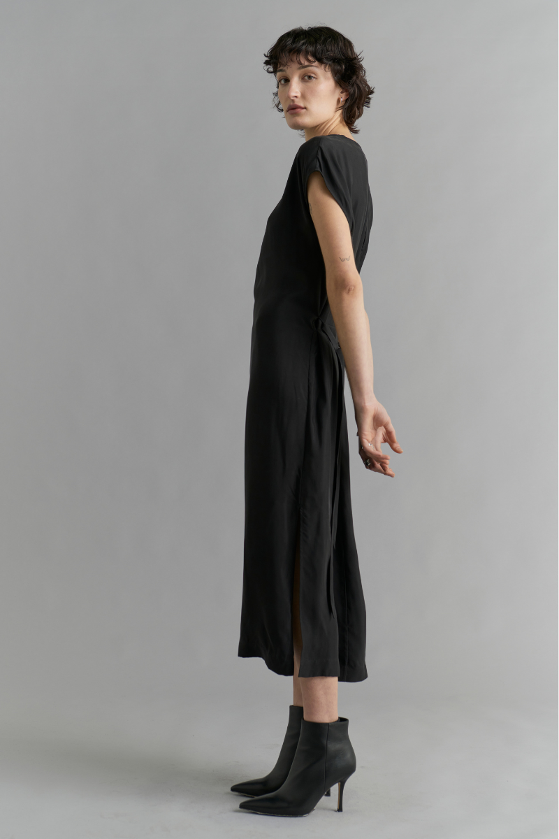 Black Escape Cupro Viscose Dress