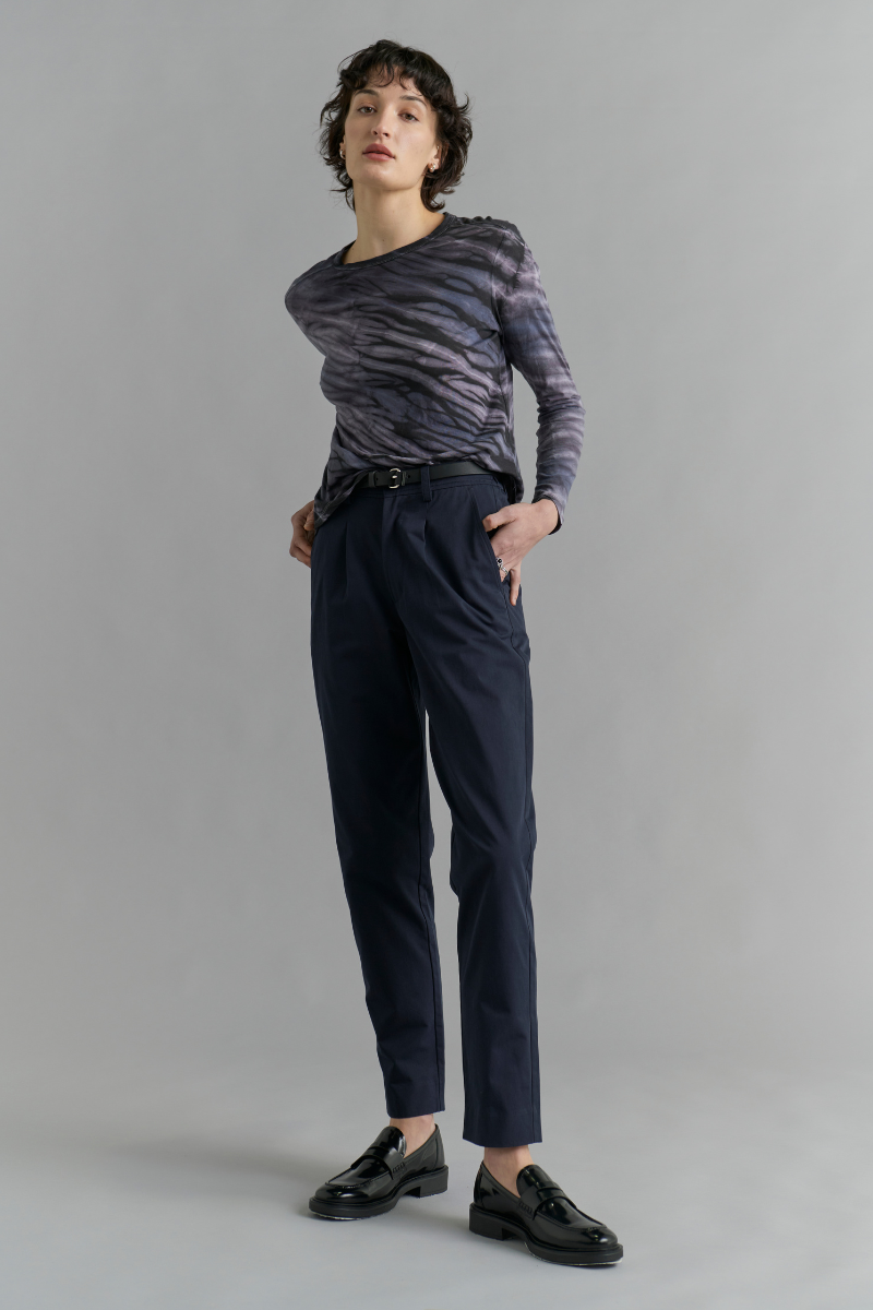 Navy Osakie GenderU Cotton Pants