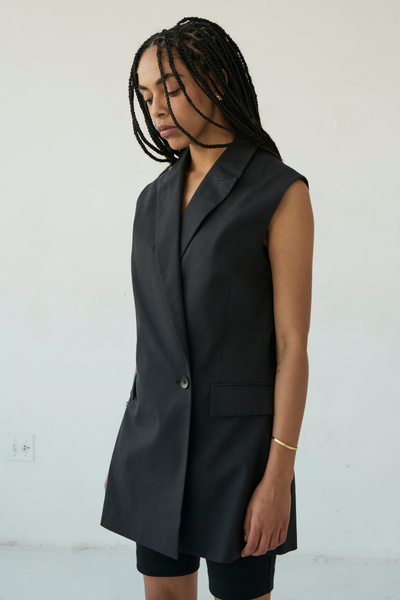 Black Aria Sleeveless Jacket