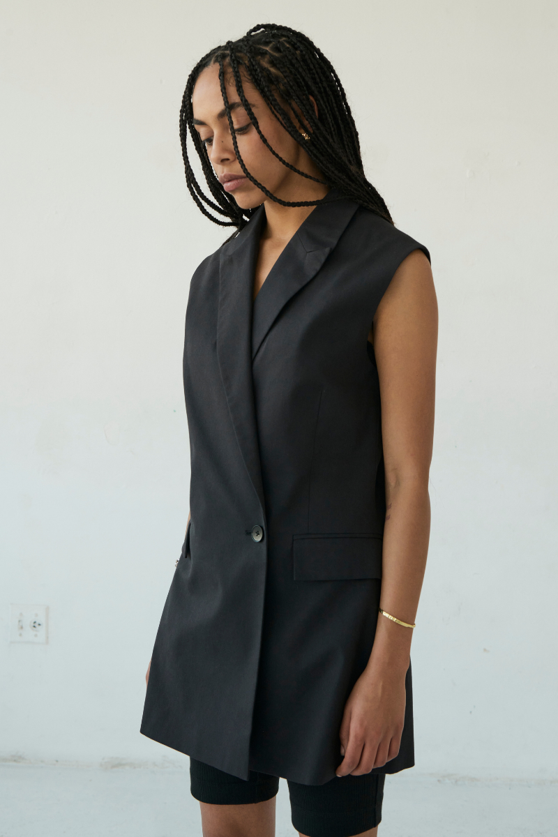 Black Aria Sleeveless Jacket