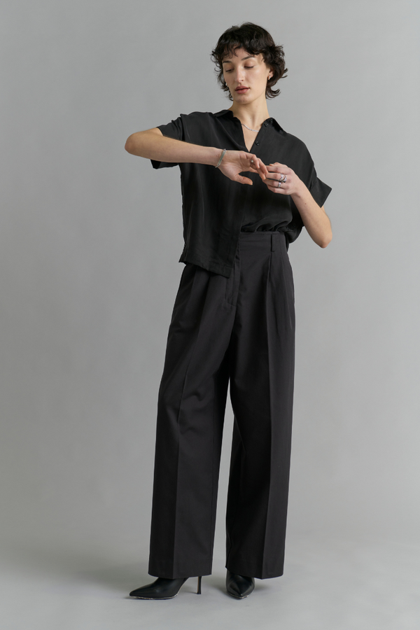 Black Sculpture Cotton Tencel Pants