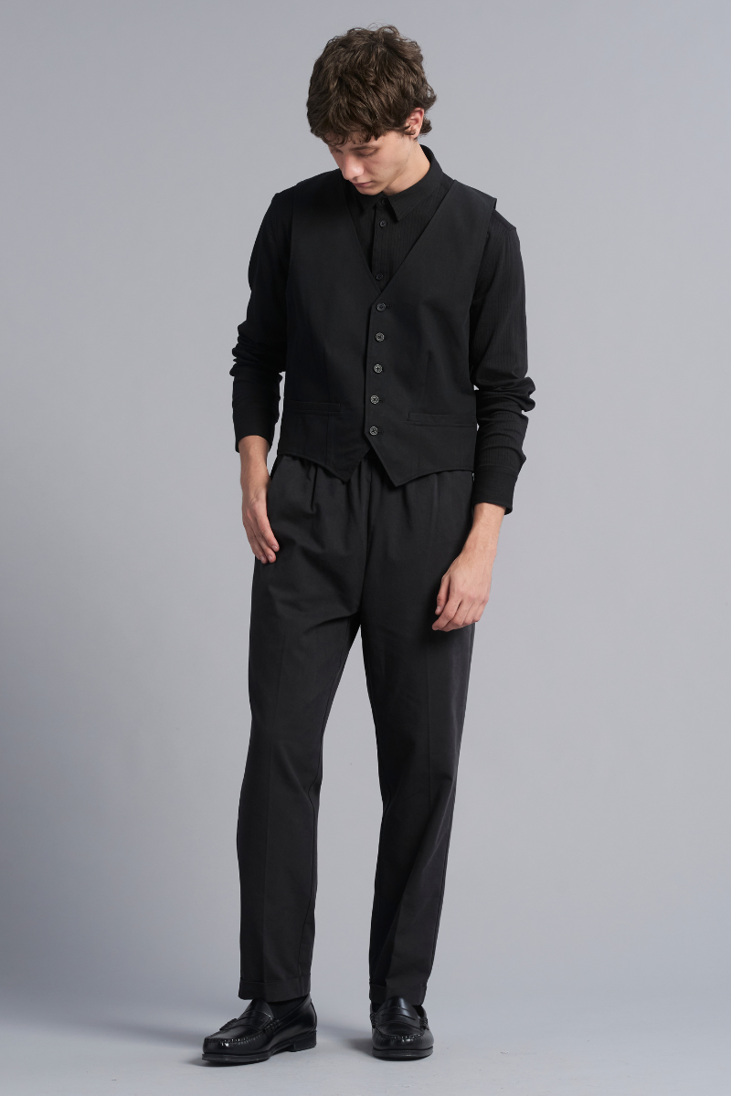 Black Isham GenderU Vest