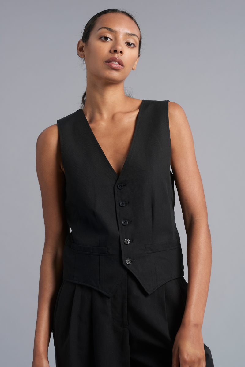 Black Isham GenderU Vest