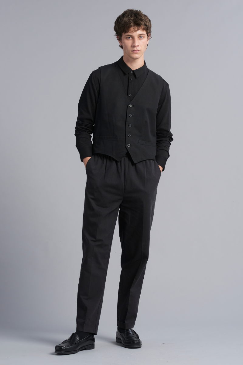 Black Isham GenderU Vest