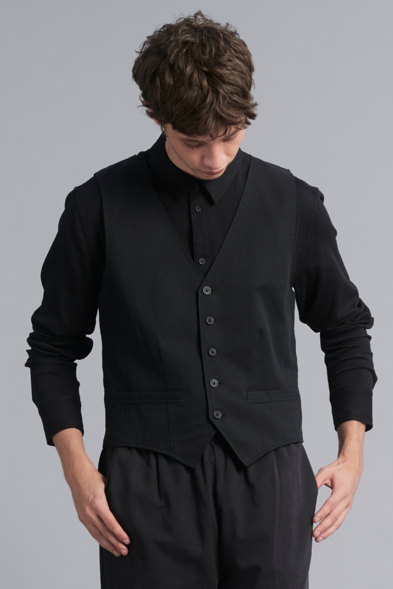 Black Isham GenderU Vest