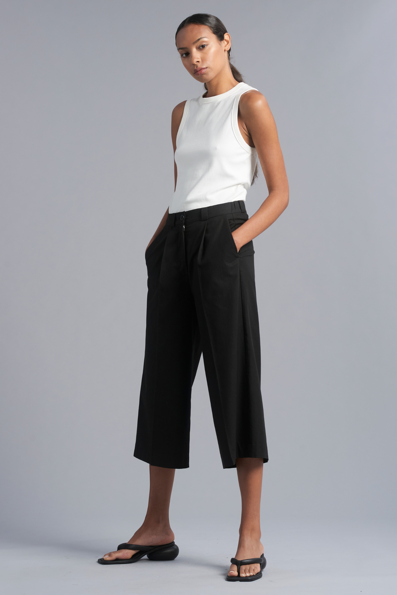 Black Kumo Tencel™ Crop Wide Leg Pant