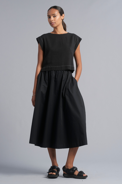 Black Mantra Crop Shell Top