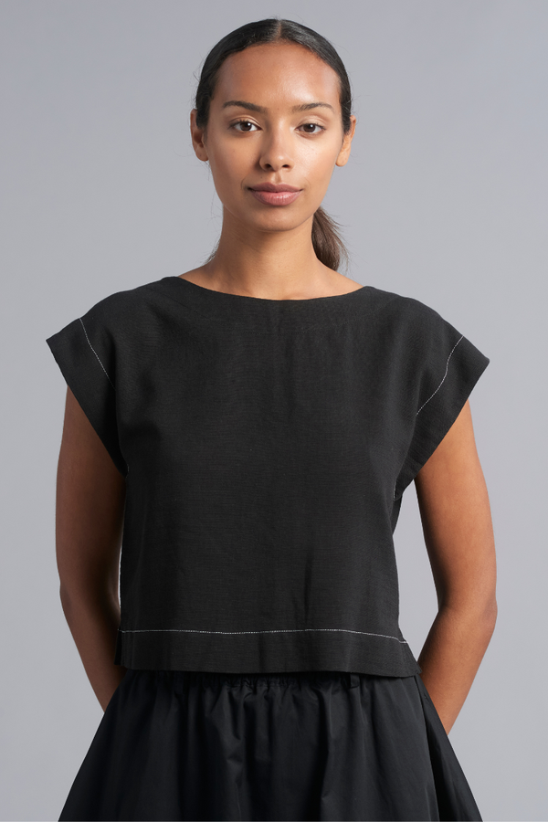 Black Mantra Crop Shell Top