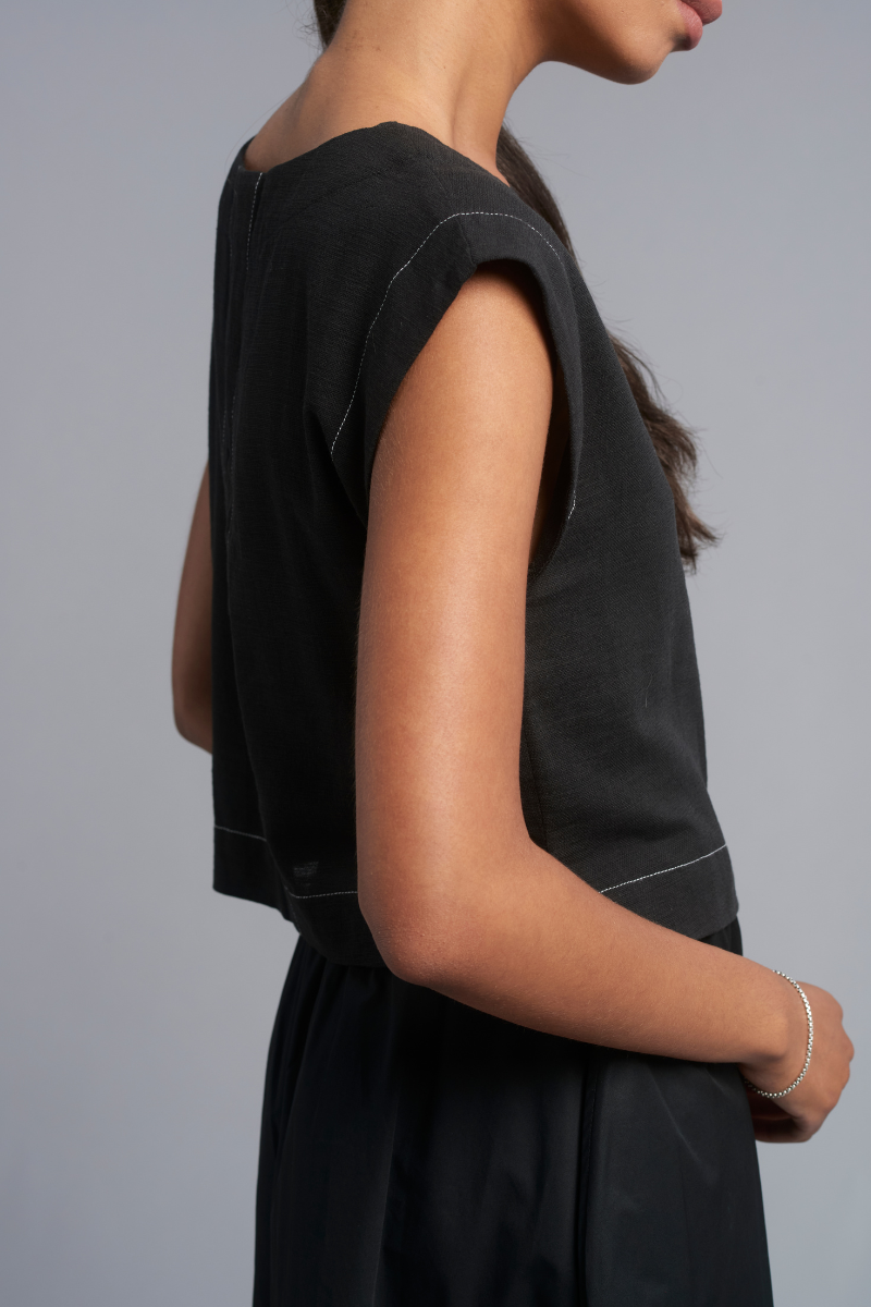 Black Mantra Crop Shell Top