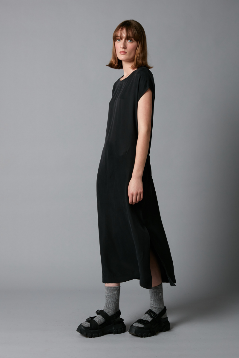 Black Escape Cupro Viscose Dress