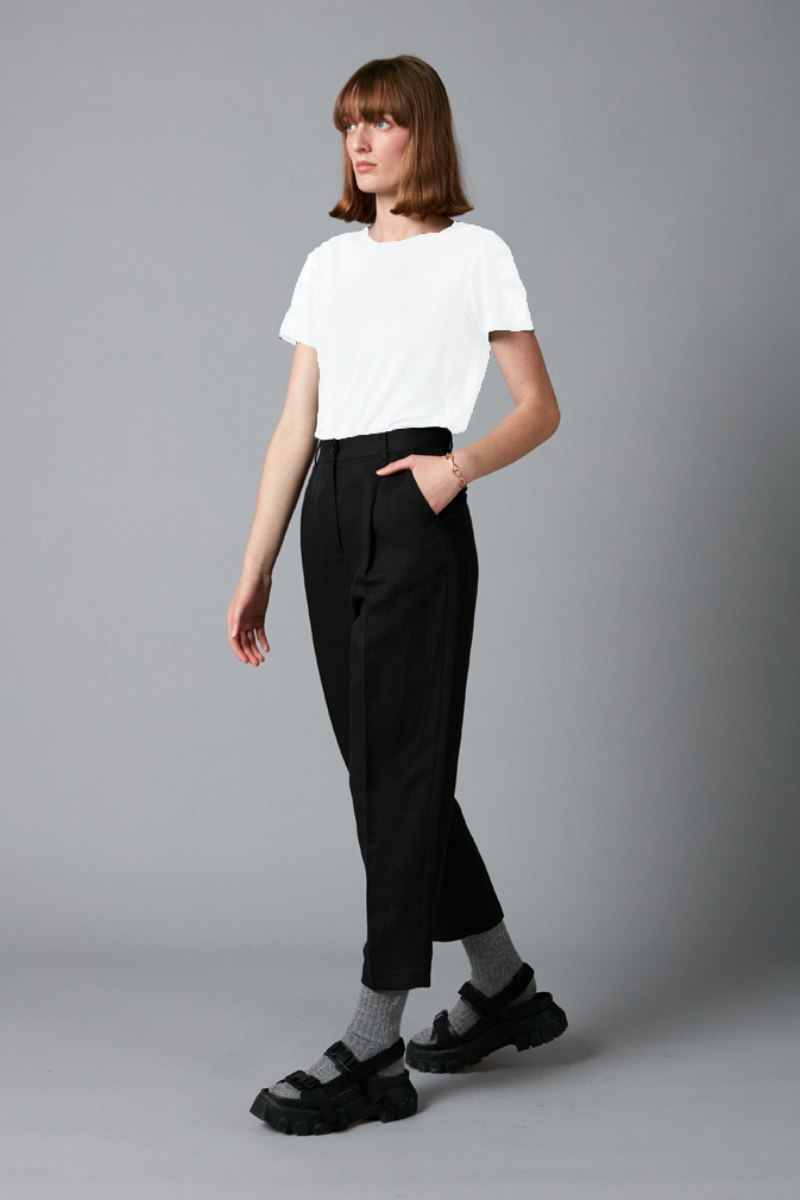 Black Float Tencel Linen Pants