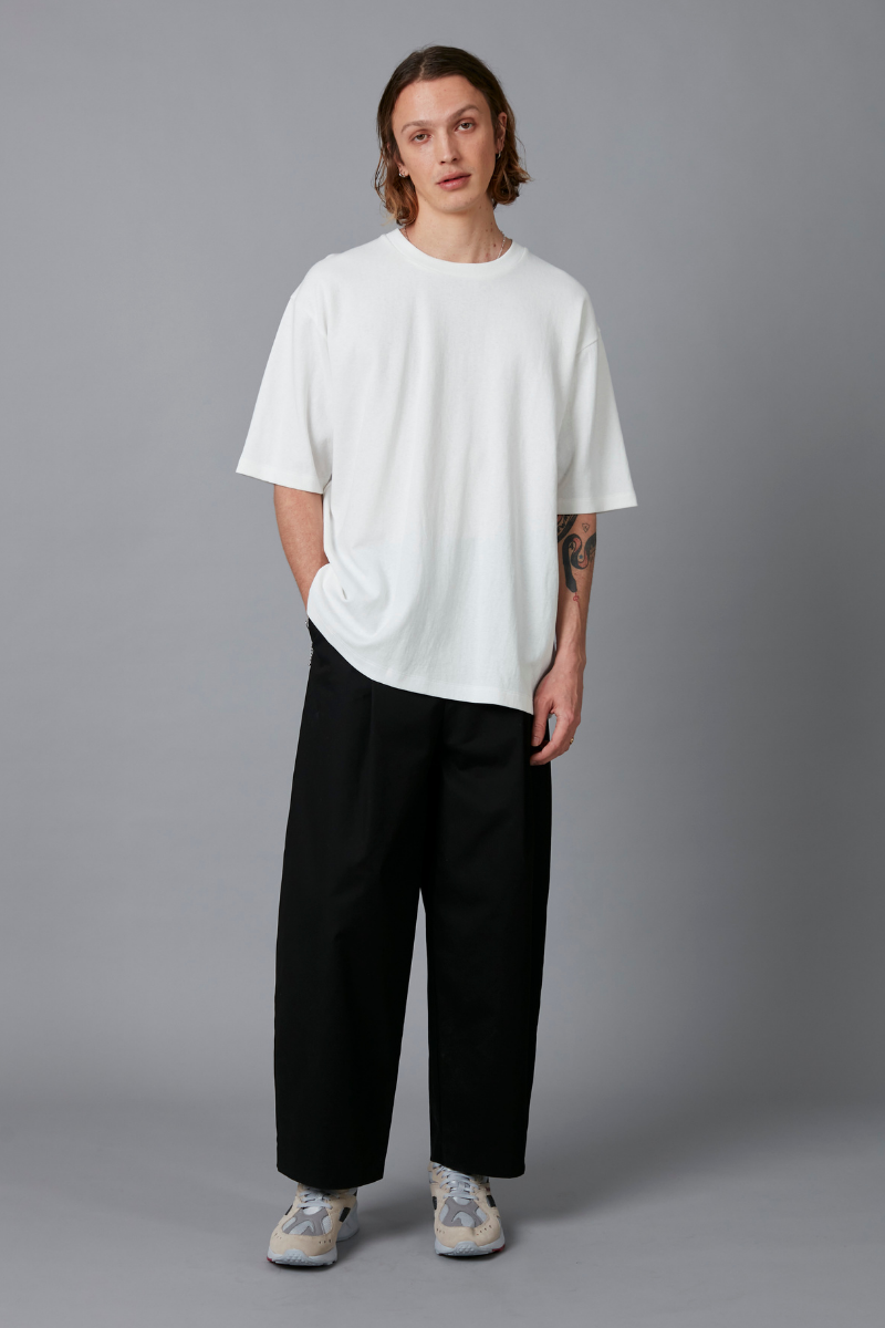 Off White Yosshi Relaxed GenderU Cotton Tee